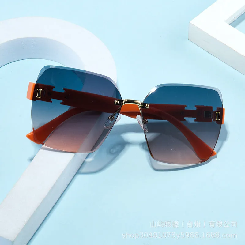 2024 New Internet Celebrity Fashion Women's Frameless Sunglasses Large Frame Fashion Trendy Sunglasses Anchor Live Broadcast Same Style