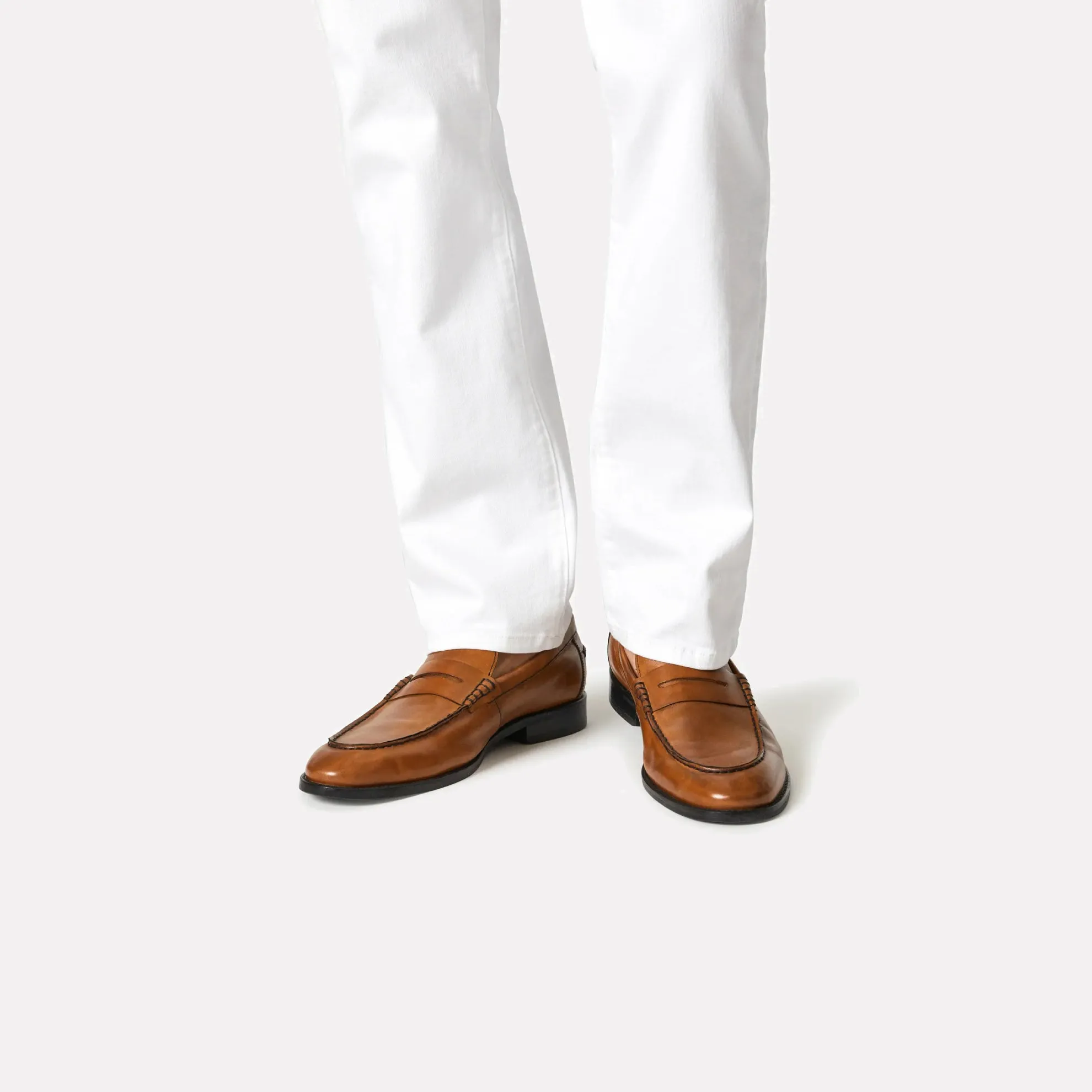 Cool Slim Fit Tapered Leg Jean / Double White Comfort
