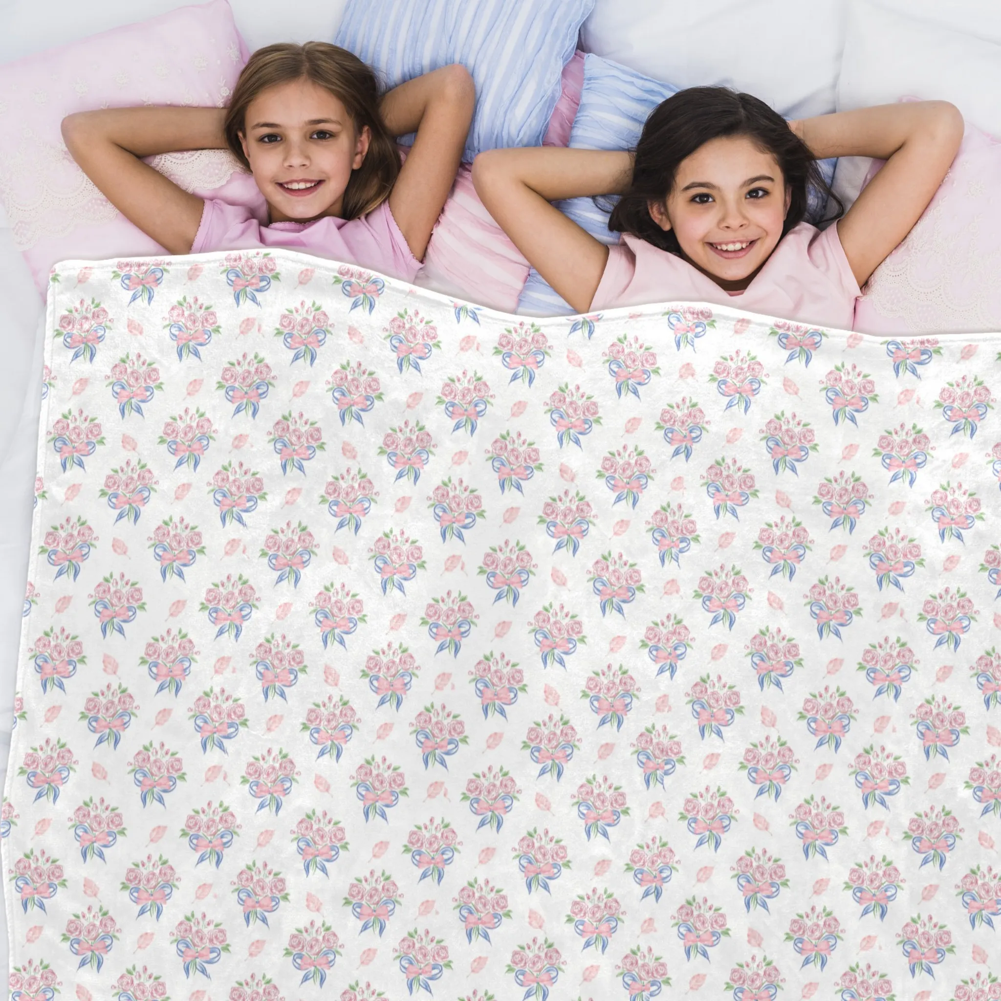 EVERLY | Ultra-Soft Micro Fleece Blanket | Durable & Lightweight with Vibrant No-Fade Print