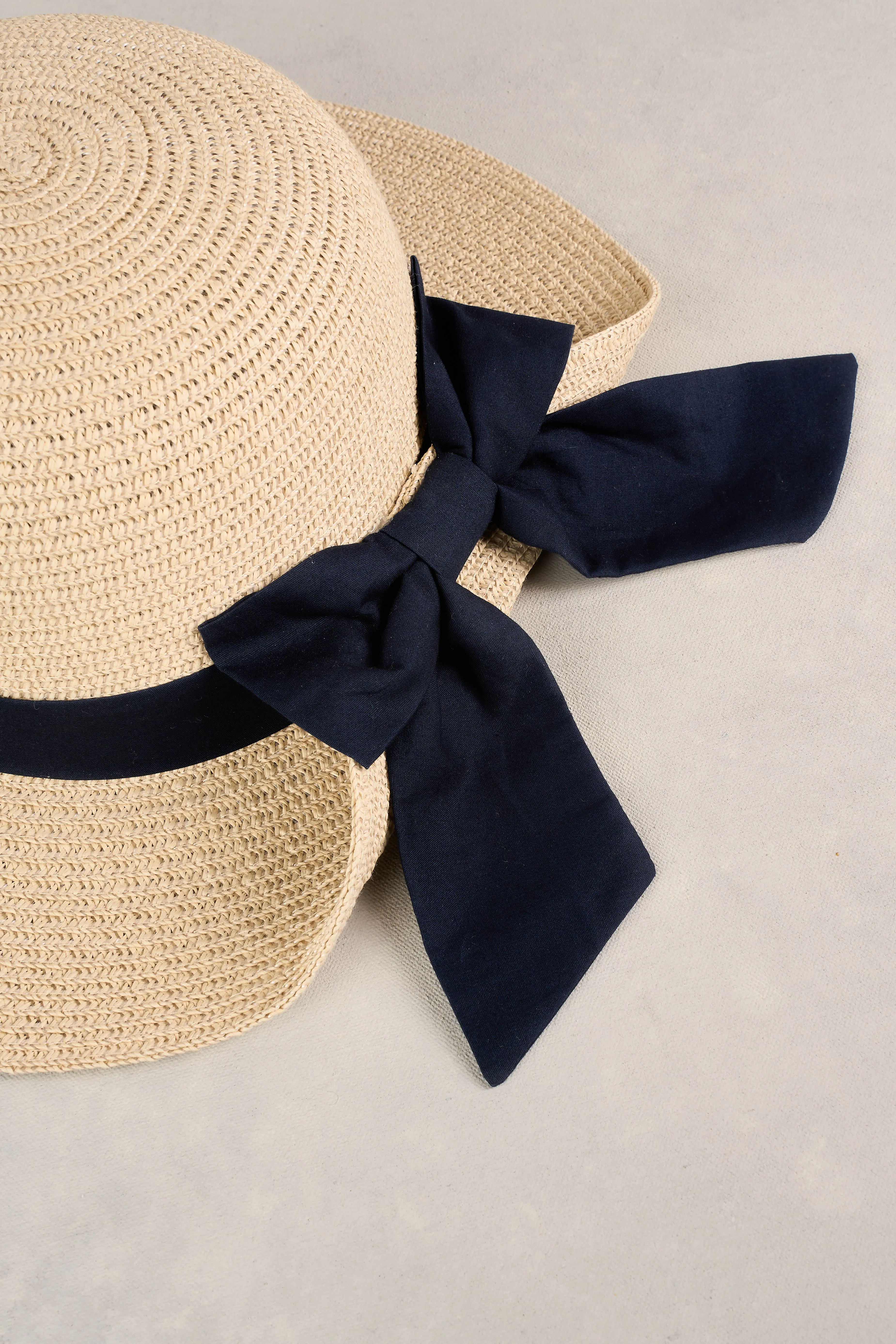 Jane Bow Trim Cloche