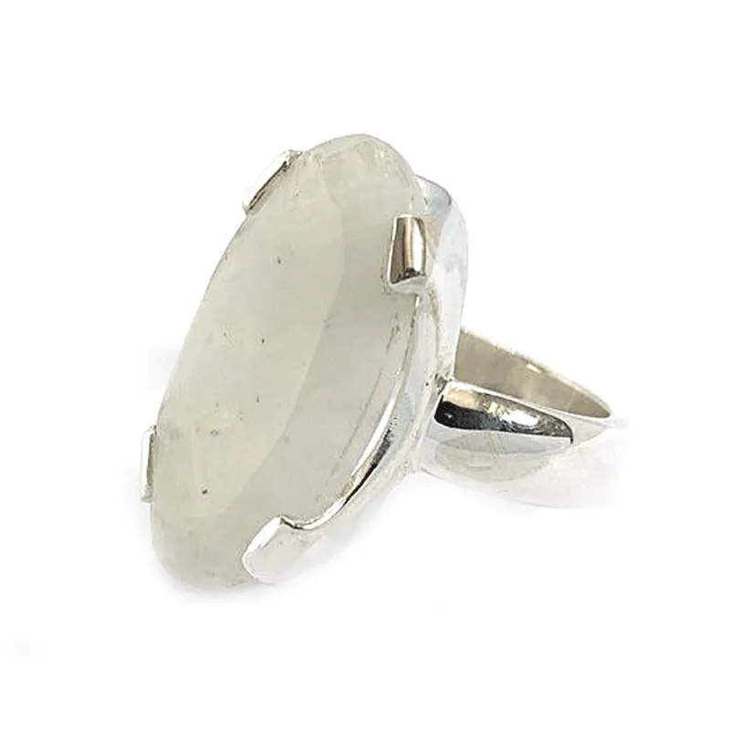 Maan Moonstone Oval Boho Ring