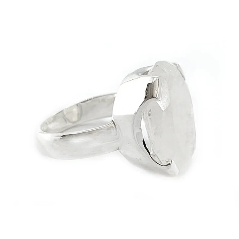 Maan Moonstone Oval Boho Ring