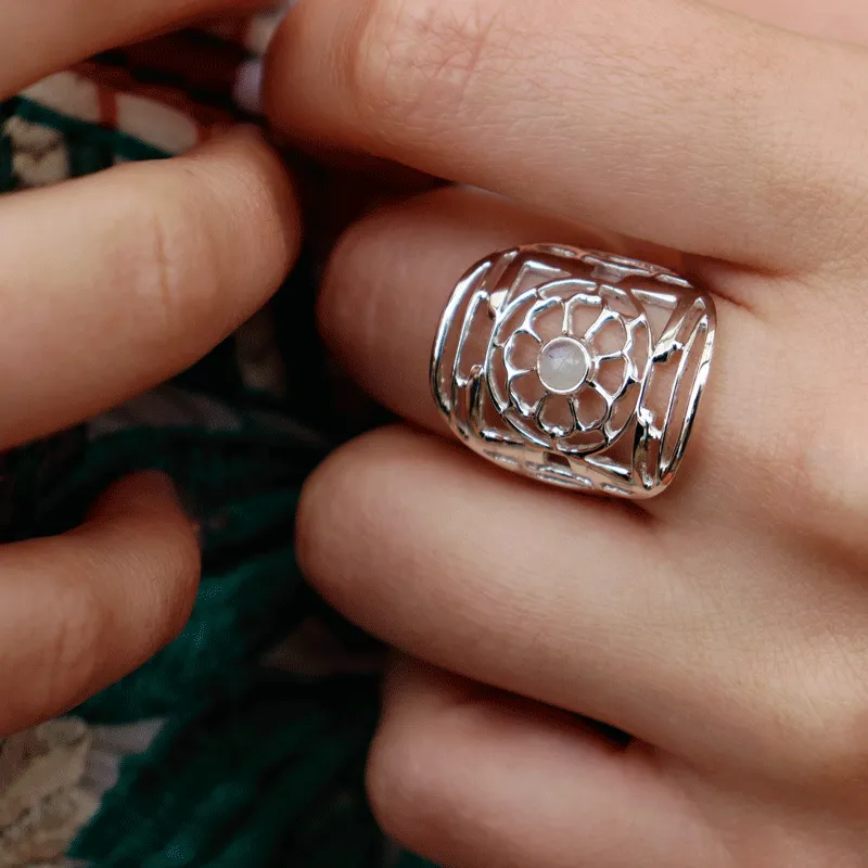 Mandella Moonstone Boho Silver Ring