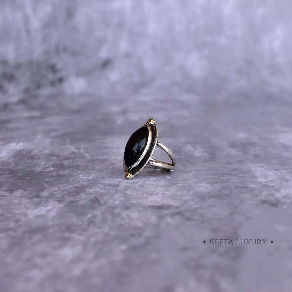 Marquise Beauty - Labradorite Ring