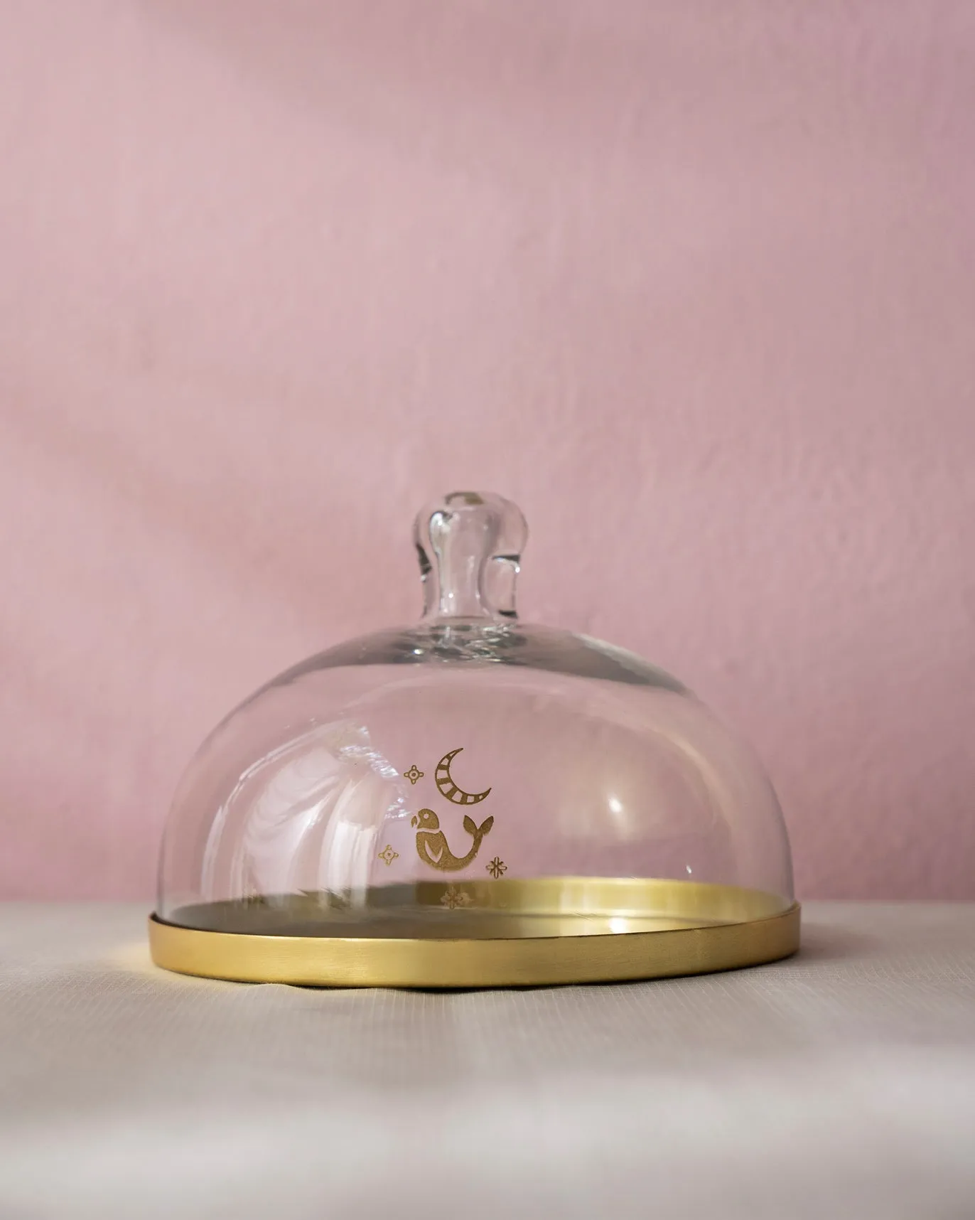 Myra Cookie Plate with Cloche