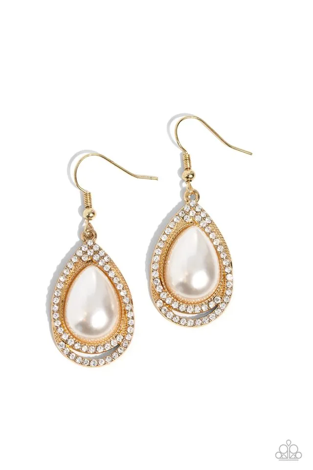 Paparazzi Earring ~ Effortless Elegance - Gold