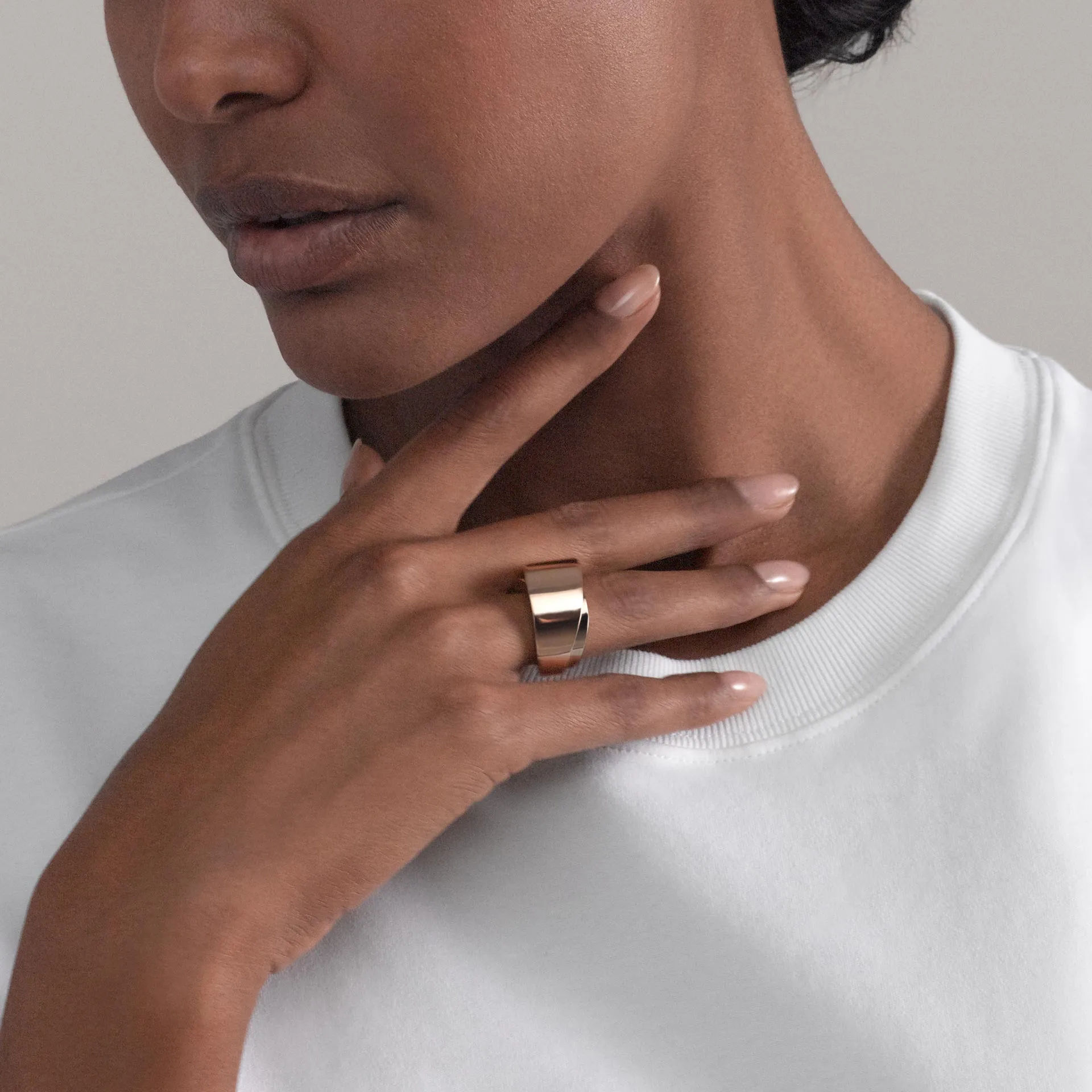 Tourbillon Midi Ring