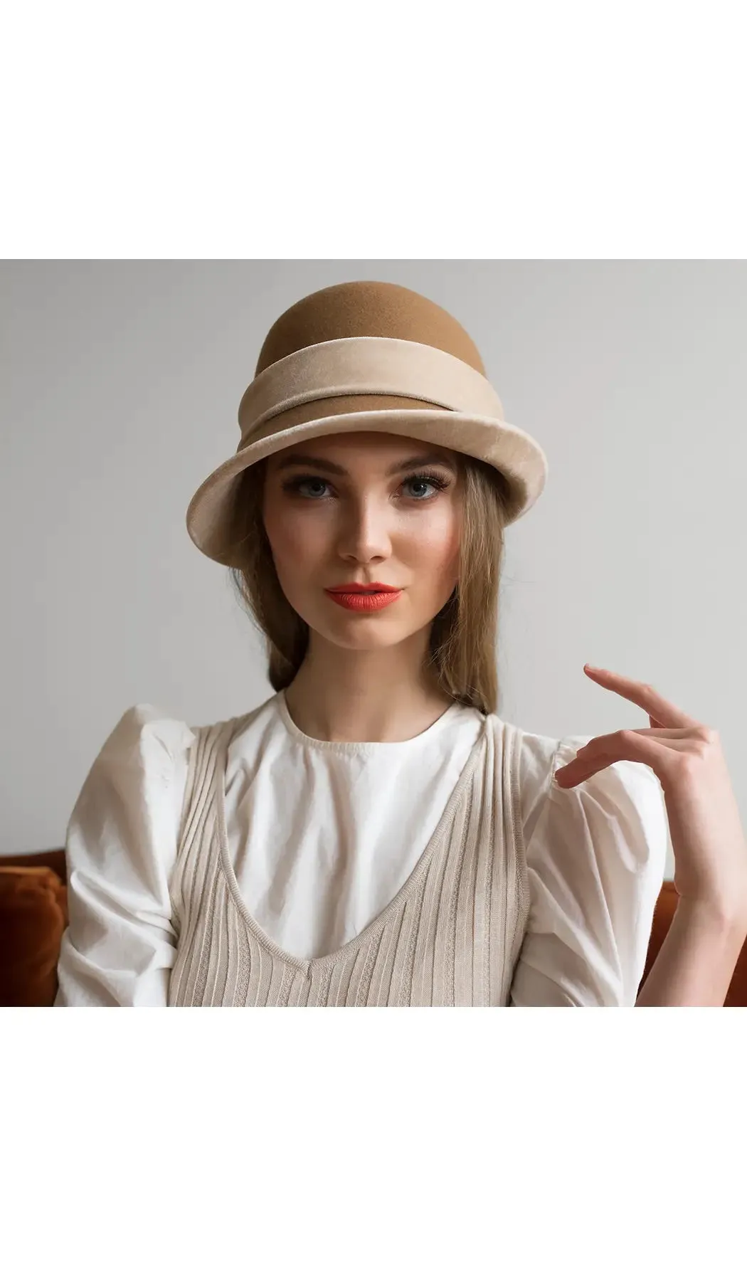 Wool Cloche Hat | Velveteen {black}